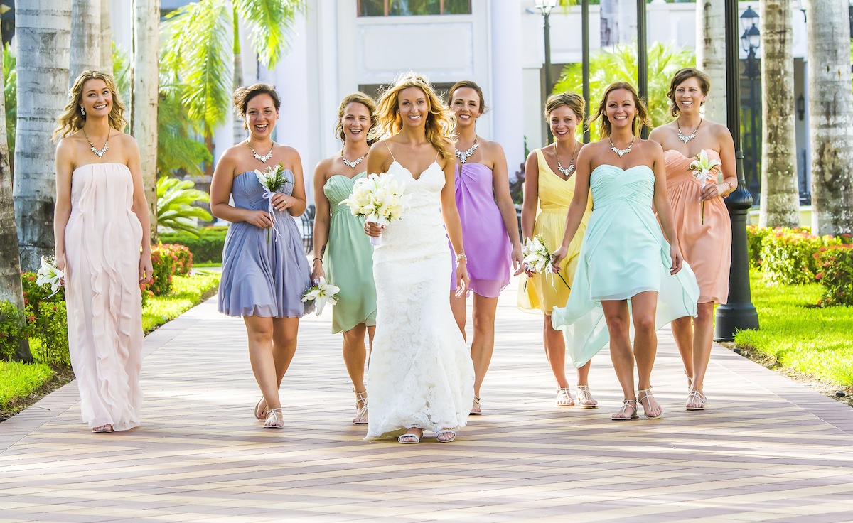 6 Ways You Can Be The Best Bridesmaid Ever