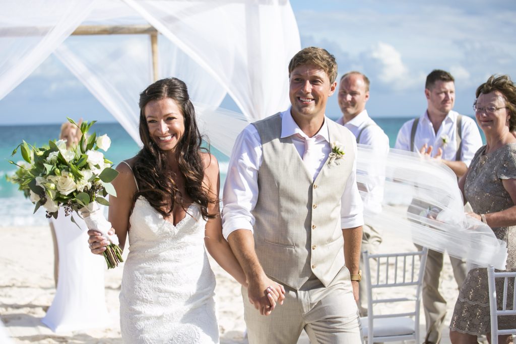 Top Tips For A Stress Free Beach Wedding What To Wear